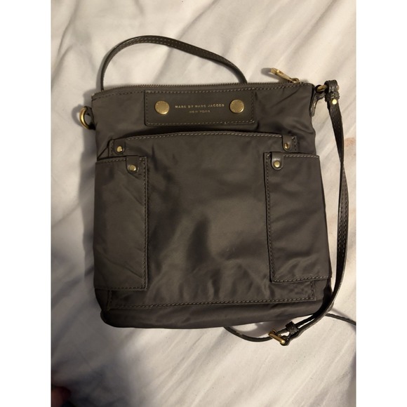 MARC by Marc Jacobs New York Bag Preppy Nylon Sia Crossbody Gray Adj. Strap‎ - Picture 7 of 7